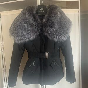 Reidal Women's Black Puffer Jacket with Faux Fur Collar